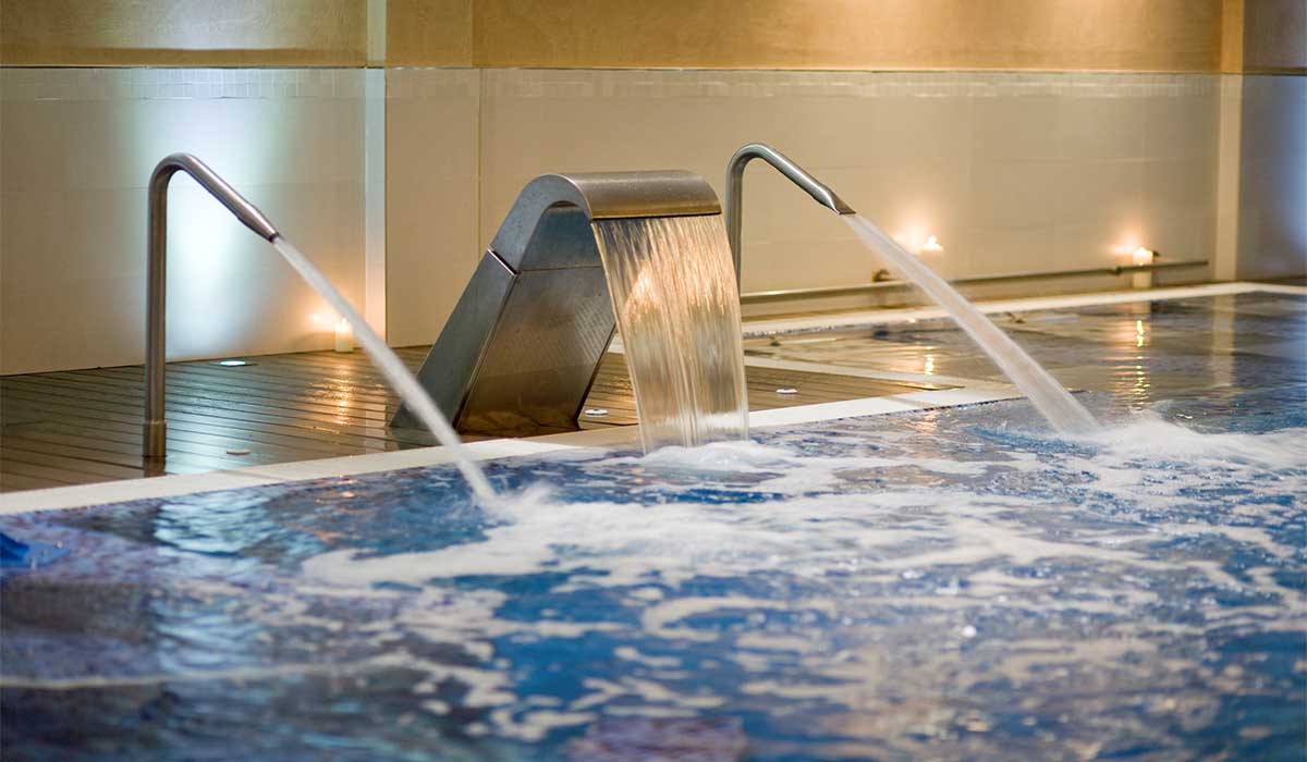 Slide Spa Villa 2